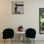 Beacon Executive Suites 2Br At Georgetown By Wl