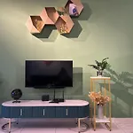 Beacon Executive Suites 2Br At Georgetown By Wl
